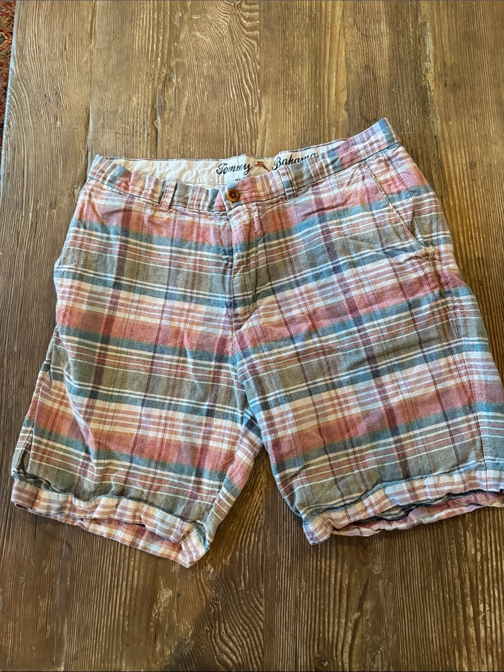 Tommy Bahama linen blend Plaid Flat-Front Shorts in Coral and Blue